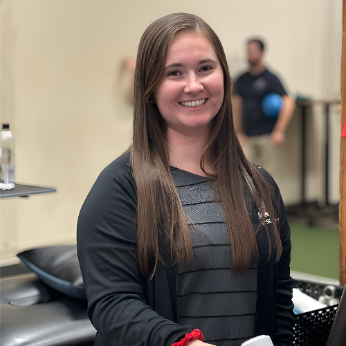 employee-testimonial-headshot-Complete-Game-Physical-Therapy-North-Chelmsford-MA