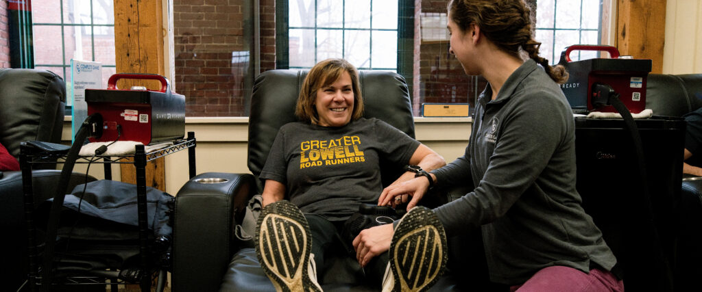 knee-compression-therapy-complete-game-physical-therapy-north-chelmsford-ma